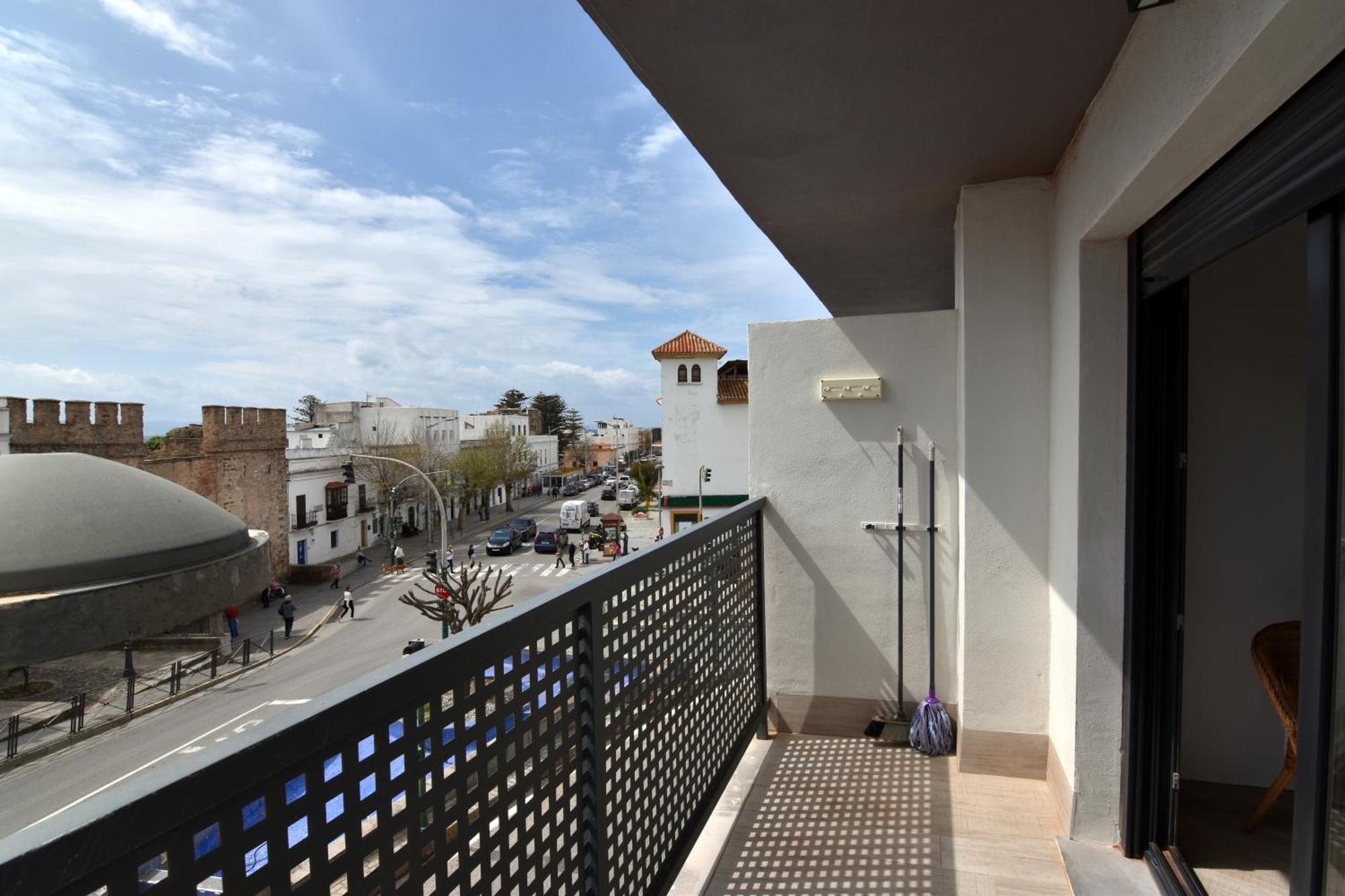 Complete Apartment In Tarifa Center Exteriör bild